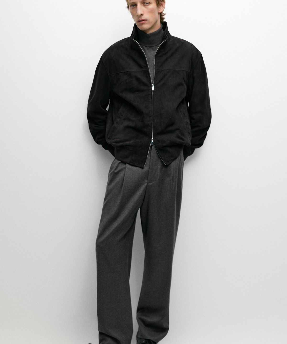 마시모두띠(MASSIMO DUTTI) 스웨이드 염소 가죽 봄버 재킷