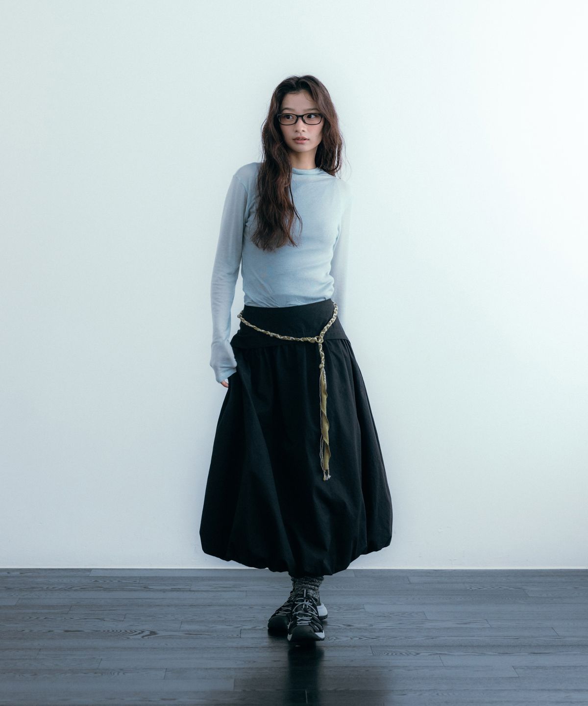 이요우아(IYOWUAH) Bloom Layered Skirt, Black