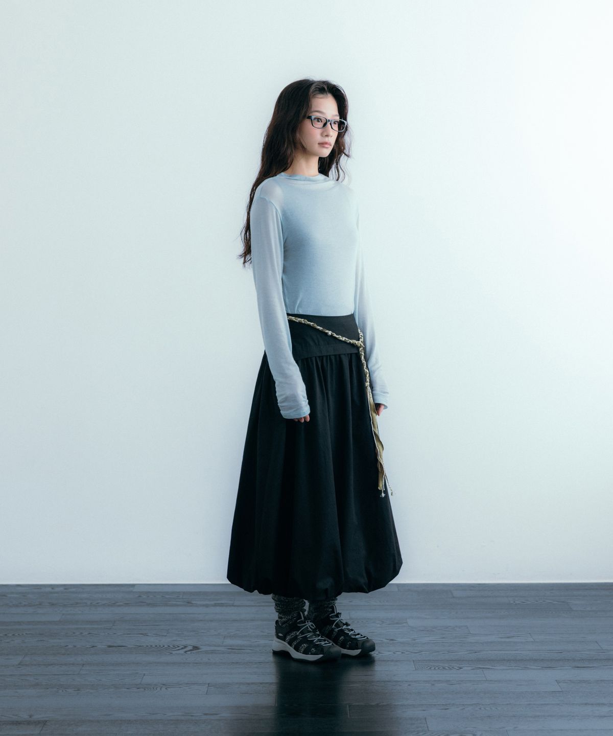 이요우아(IYOWUAH) Bloom Layered Skirt, Black