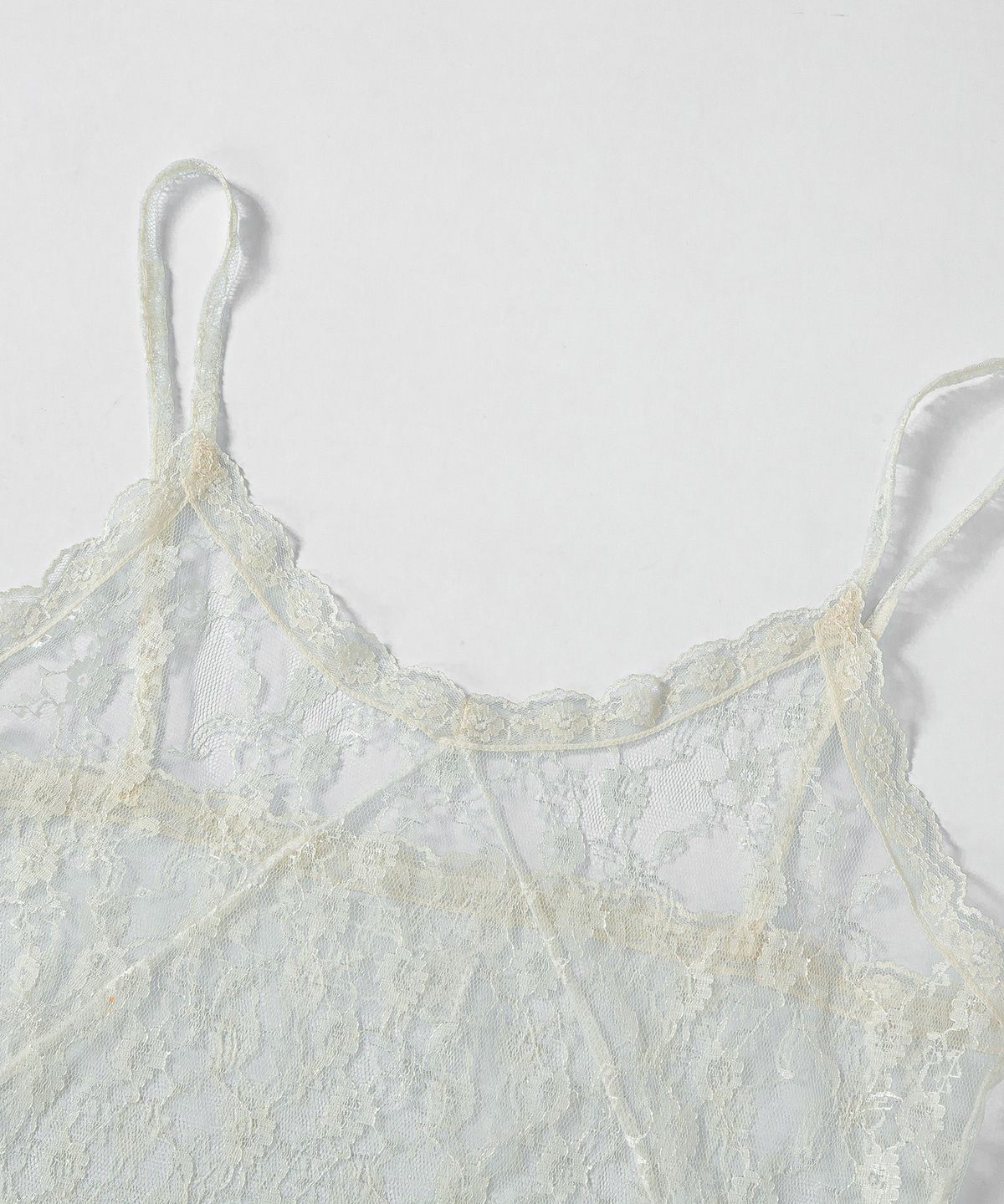 루시르주(LUCIR ZU) Lace Bustier Camisole (Cream)