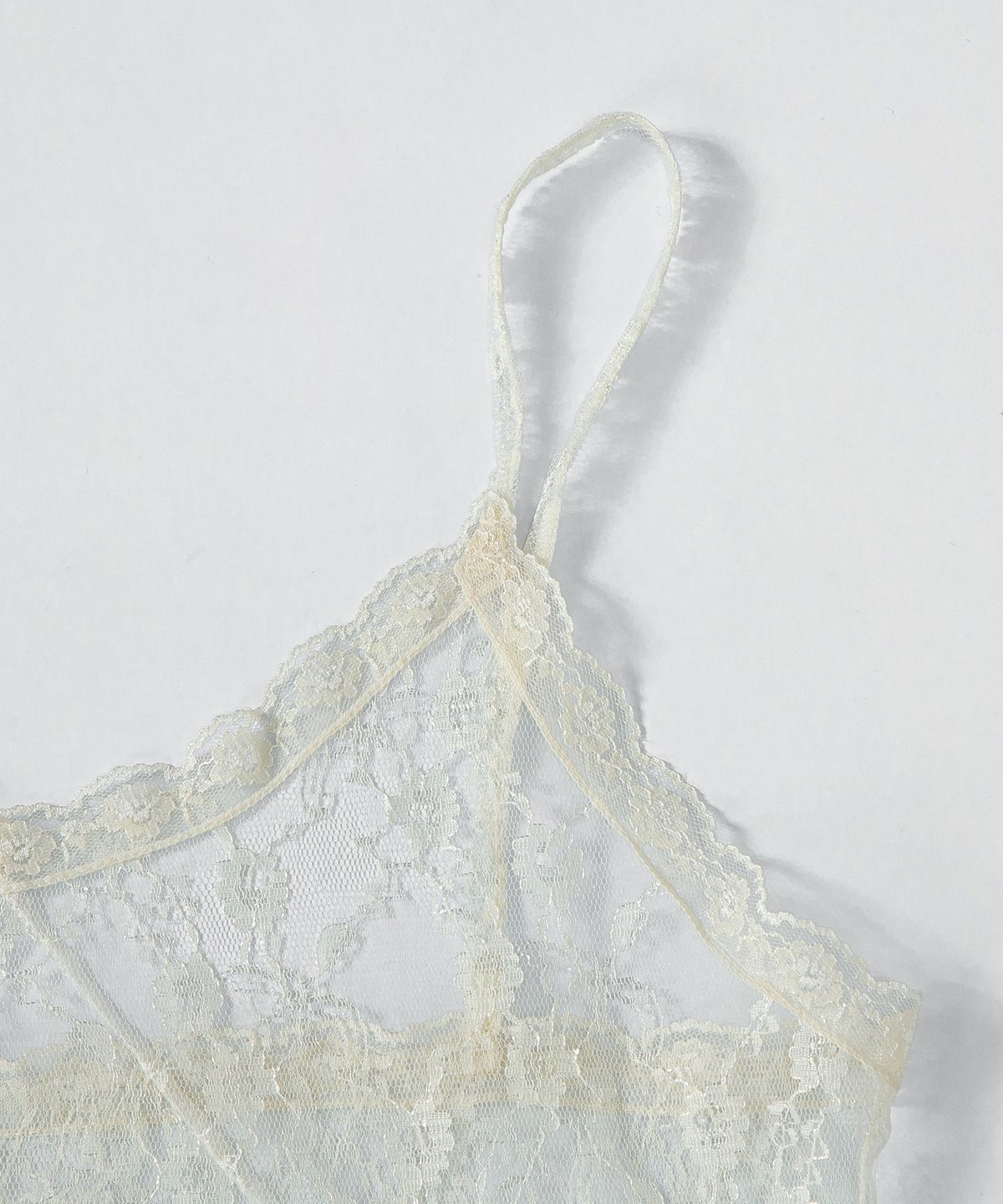 루시르주(LUCIR ZU) Lace Bustier Camisole (Cream)