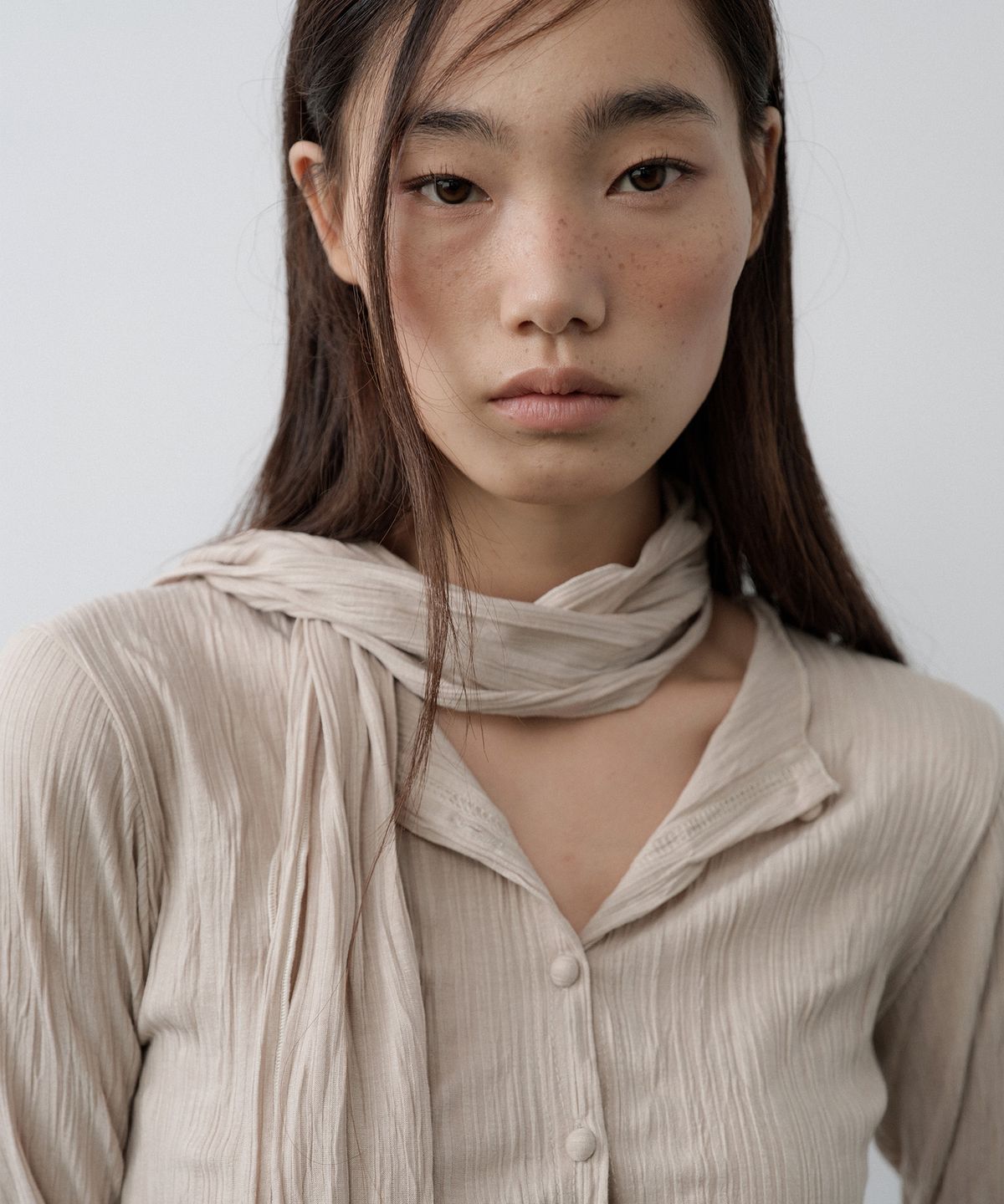 루시르주(LUCIR ZU) Pleated Cardigan Scarf Set (Beige)