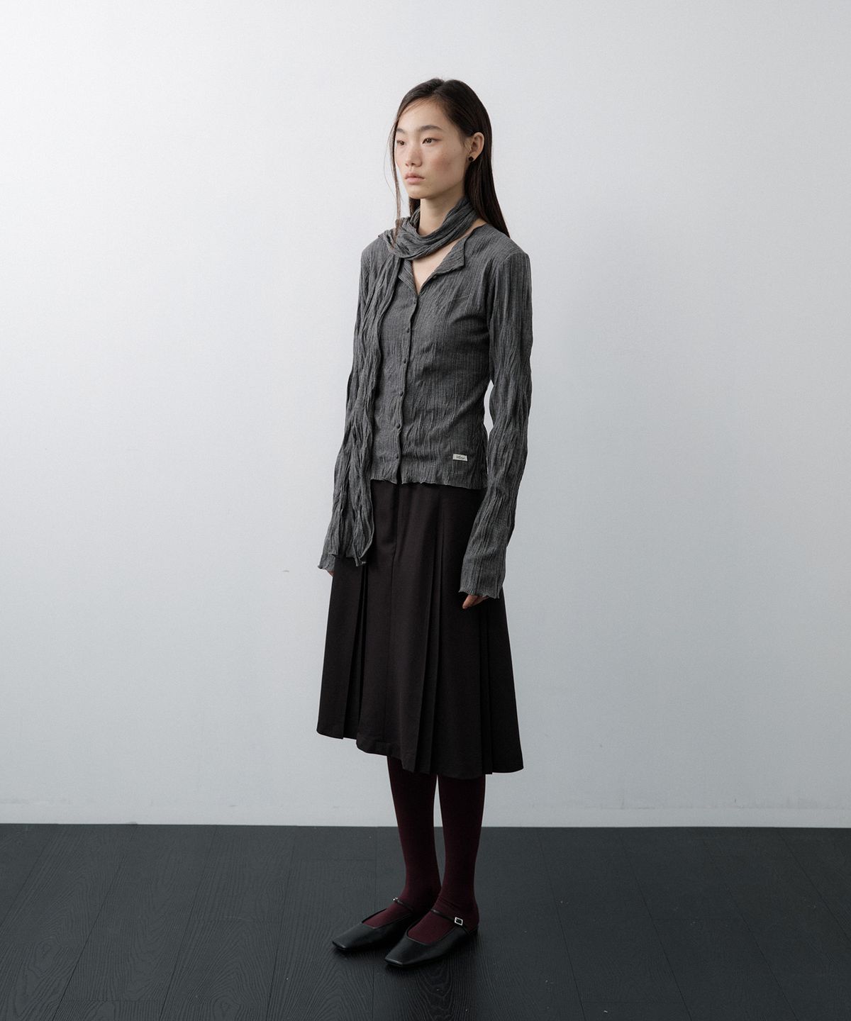 루시르주(LUCIR ZU) Pleated Cardigan Scarf Set (Charcoal)