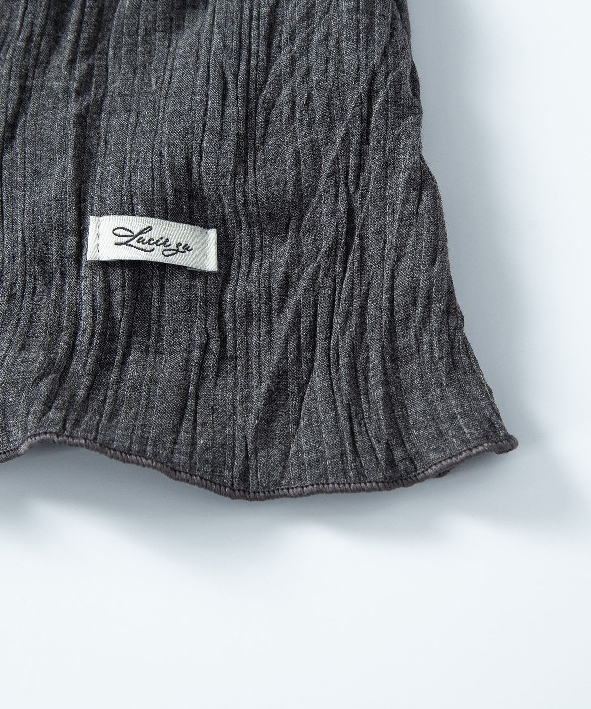 루시르주(LUCIR ZU) Pleated Cardigan Scarf Set (Charcoal)