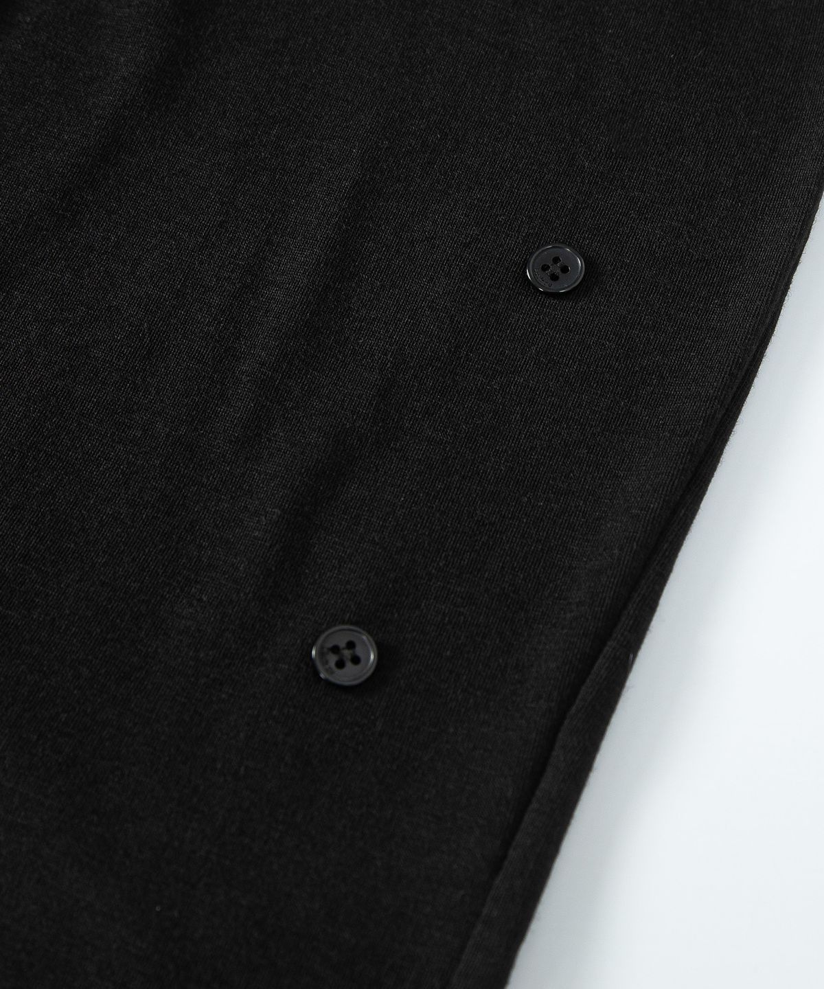 루시르주(LUCIR ZU) Scarf Wrap Button Cardigan (Black)