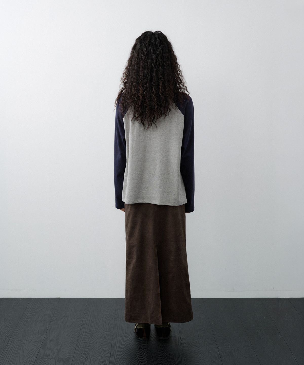 루시르주(LUCIR ZU) 20s Cotton Rose Raglan Tee (Indigo)
