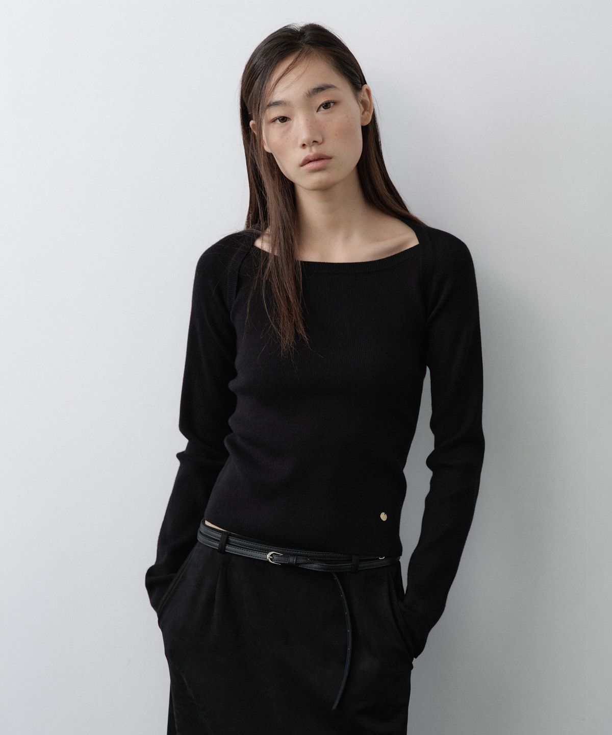루시르주(LUCIR ZU) Wool Boatneck Bolero Knit Top (Black)