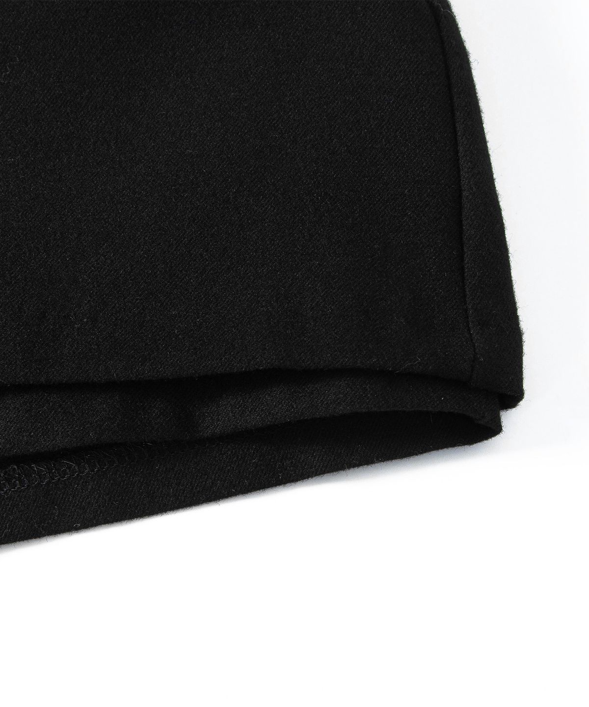 루시르주(LUCIR ZU) Wool Mini Pants (Black)