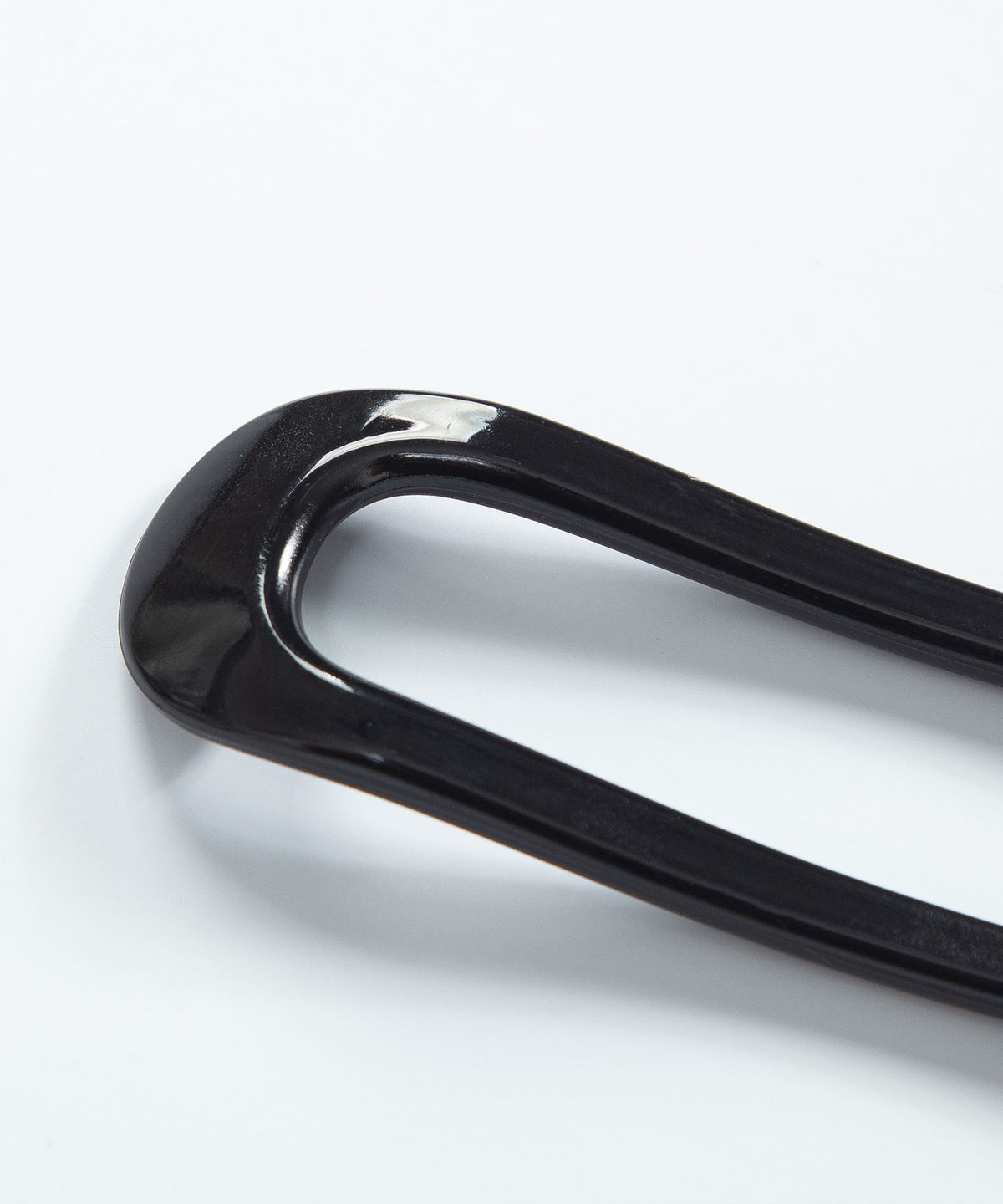 루시르주(LUCIR ZU) Rose U-Line Hair Stick (Black)