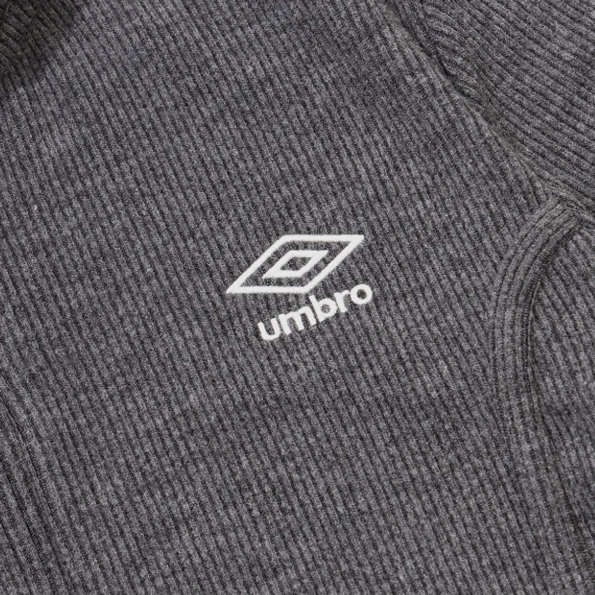 엄브로(UMBRO) 우먼스 골지 스탠넥 집업 자켓 그레이 UR322CFT99