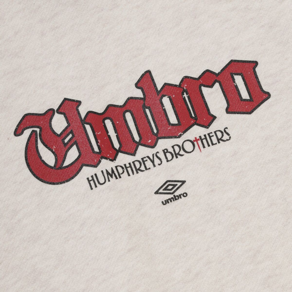 엄브로(UMBRO) DISTRICT11 스몰 레터링 후드 티셔츠 아이보리 UR321CHD99