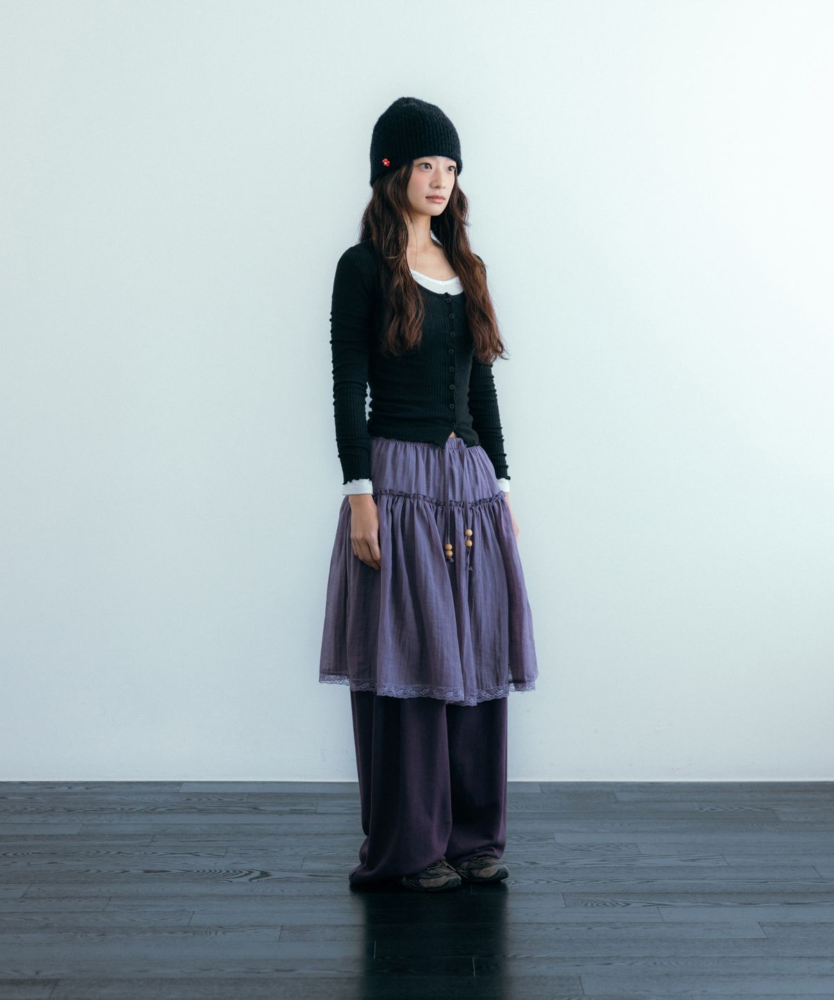 이요우아(IYOWUAH) Flower Button Cardigan, Black
