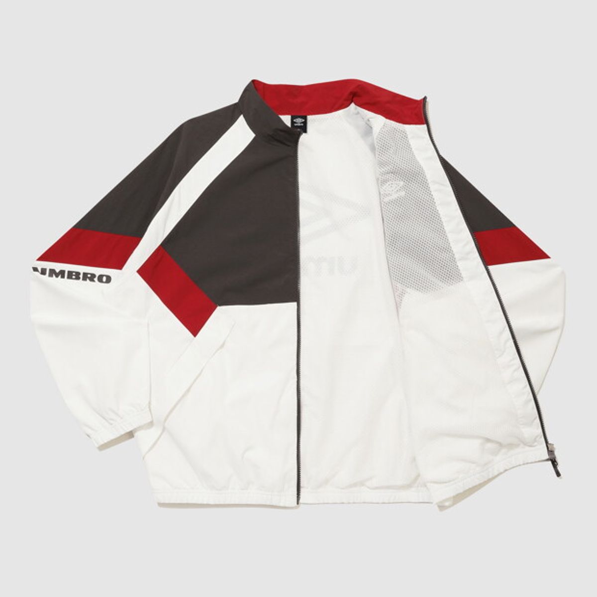 엄브로(UMBRO) 팝러쉬 스탠넥 바람막이 자켓 챠콜 UR324CJK96