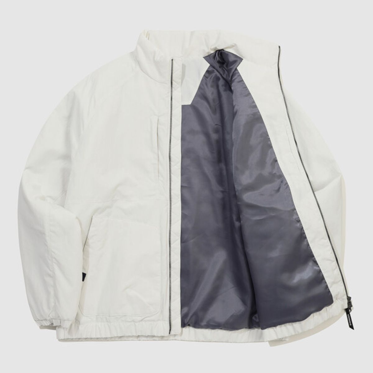 엄브로(UMBRO) 클래식 패딩 봄버 자켓 아이보리 UR321CPJ99