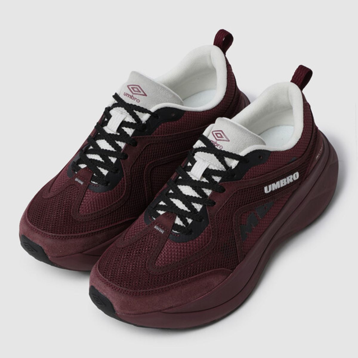 엄브로(UMBRO) RECORDRIVEN V2 (레코드리븐 V2) 버건디 UR323RPR82
