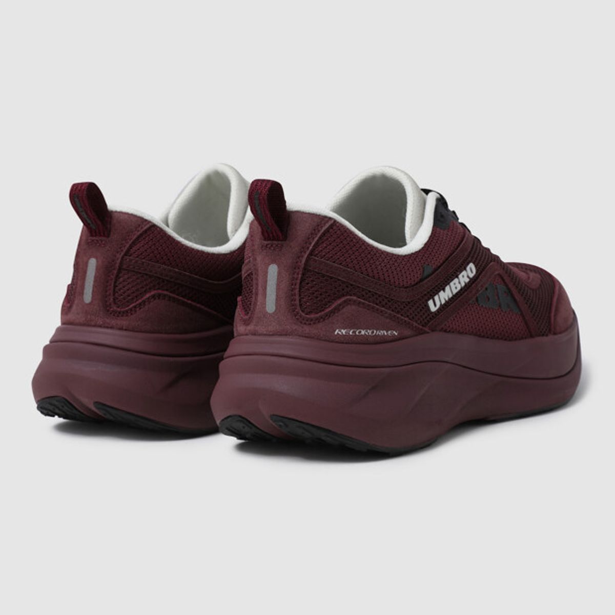 엄브로(UMBRO) RECORDRIVEN V2 (레코드리븐 V2) 버건디 UR323RPR82