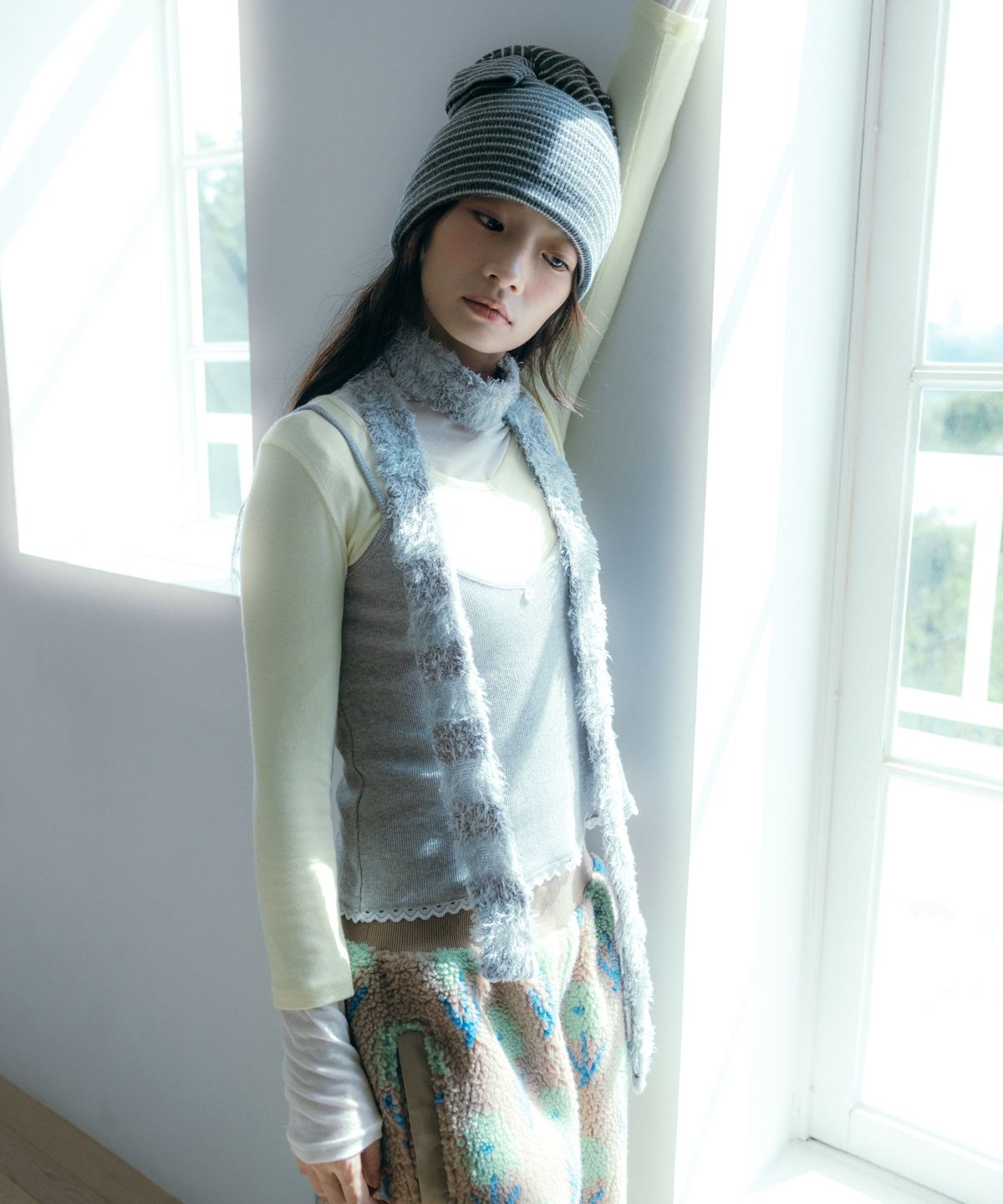 이요우아(IYOWUAH) Flower Point Sleeveless, Melange Grey