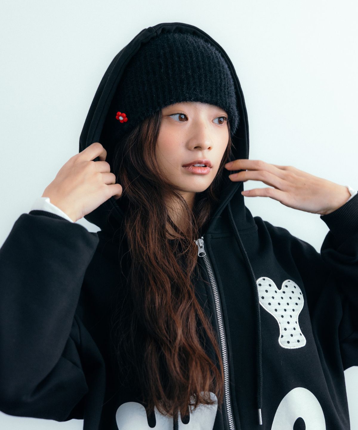 이요우아(IYOWUAH) Heart flower Button beanie, Black