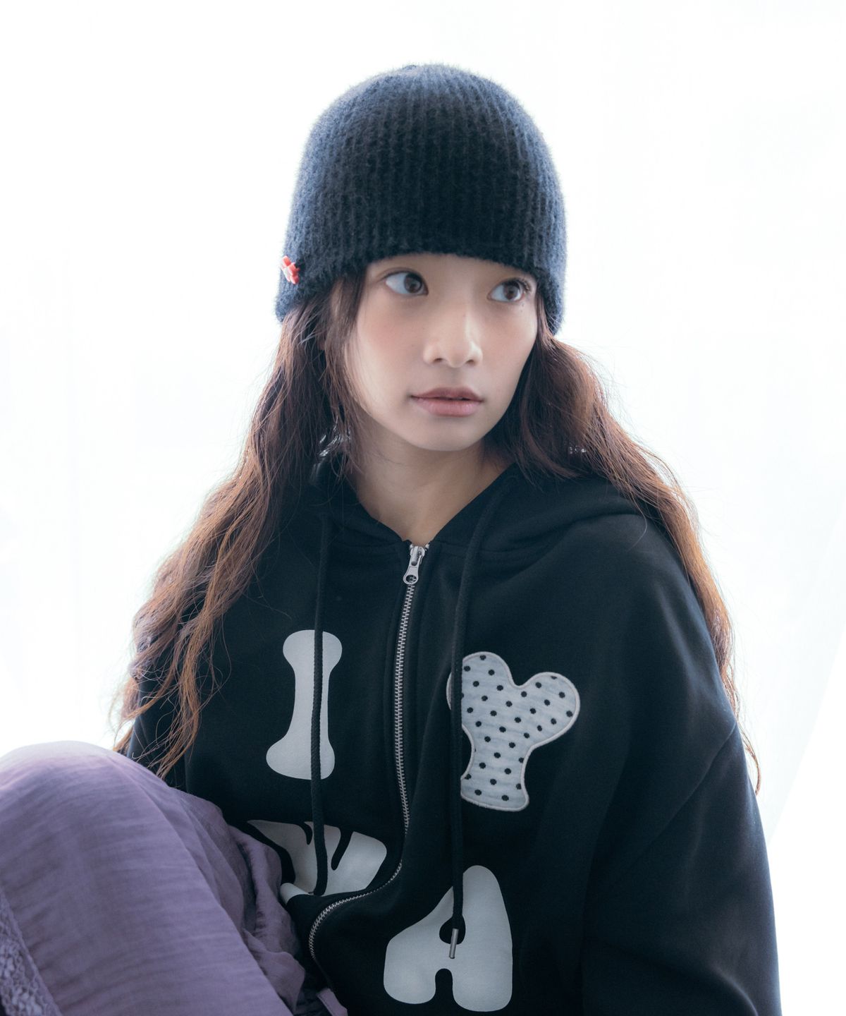 이요우아(IYOWUAH) Heart flower Button beanie, Black