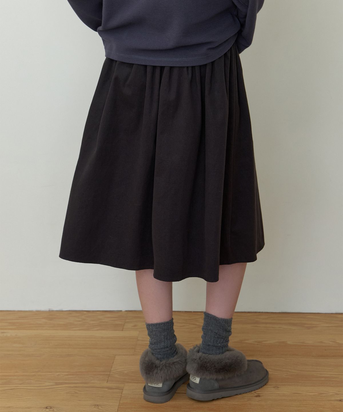 더미튼(THEMITTEN) [2nd] Grass midi skirt (charcoal)
