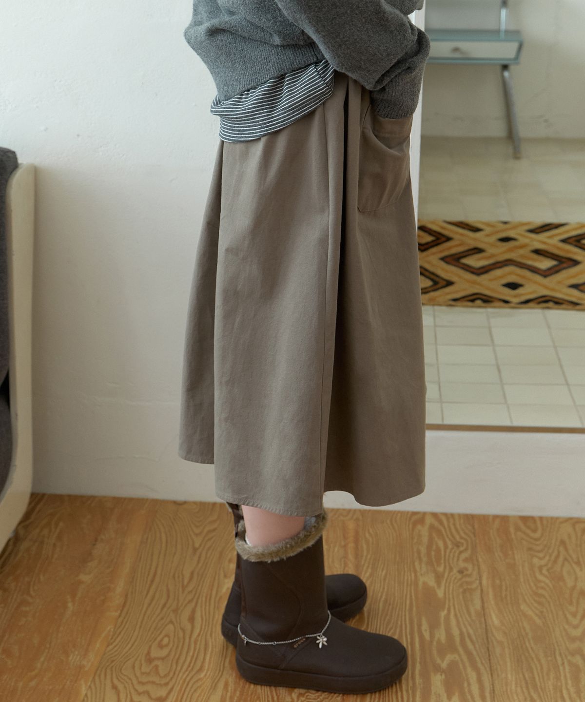 더미튼(THEMITTEN) Grass midi skirt (dusty olive)