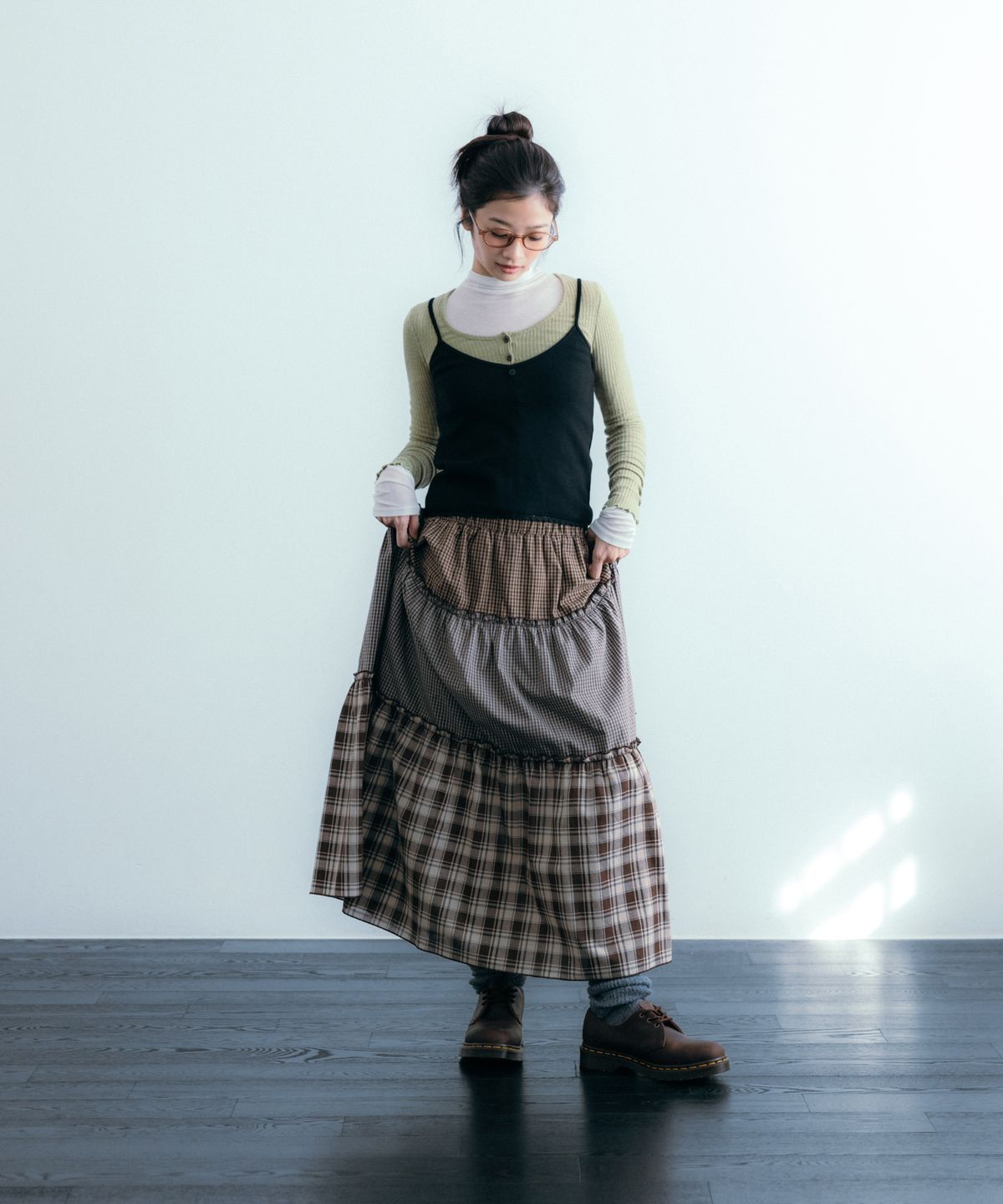이요우아(IYOWUAH) Mix Check Flare Skirt, Brown