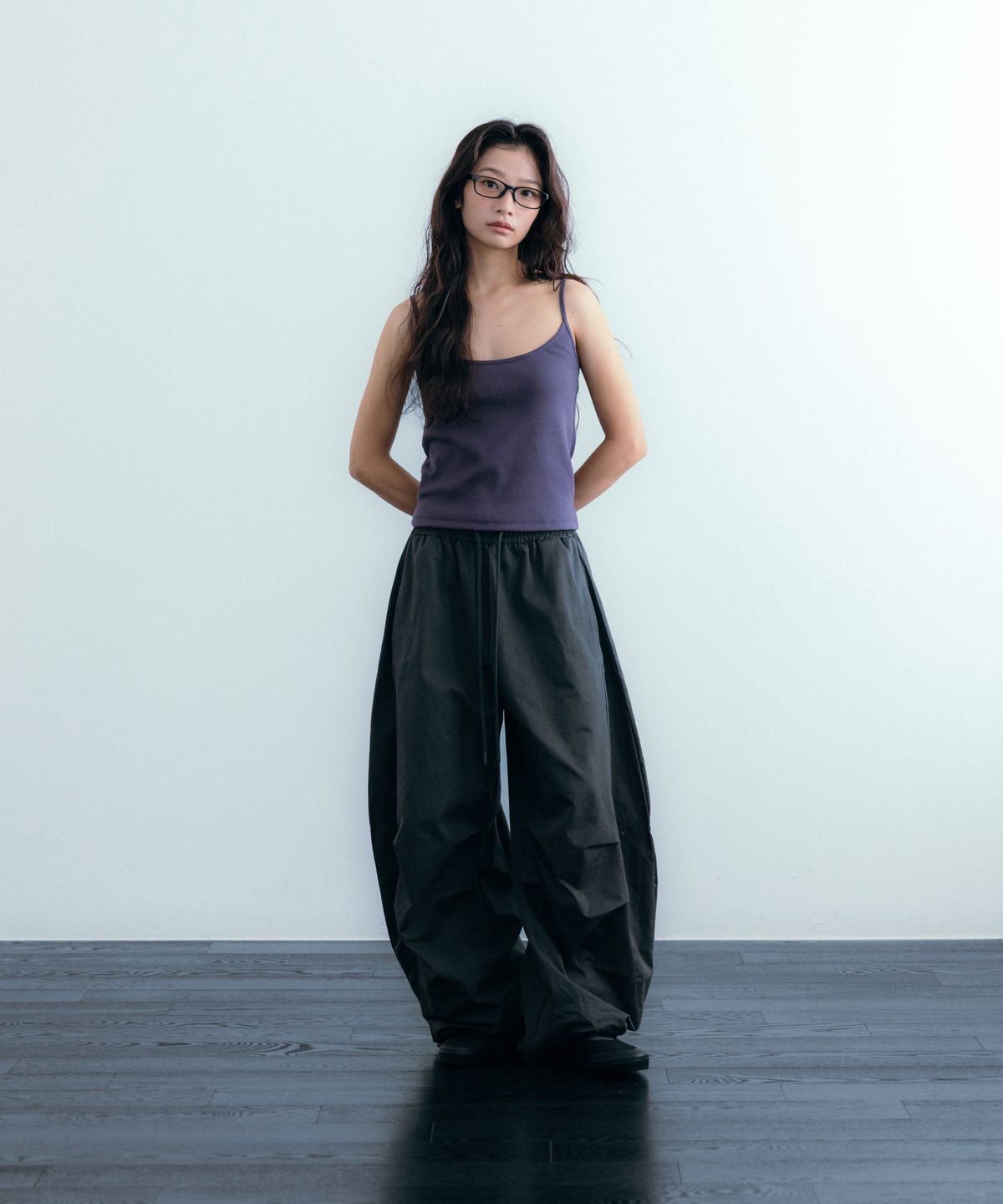 이요우아(IYOWUAH) Side Panel Parachute Pants, Charcoal