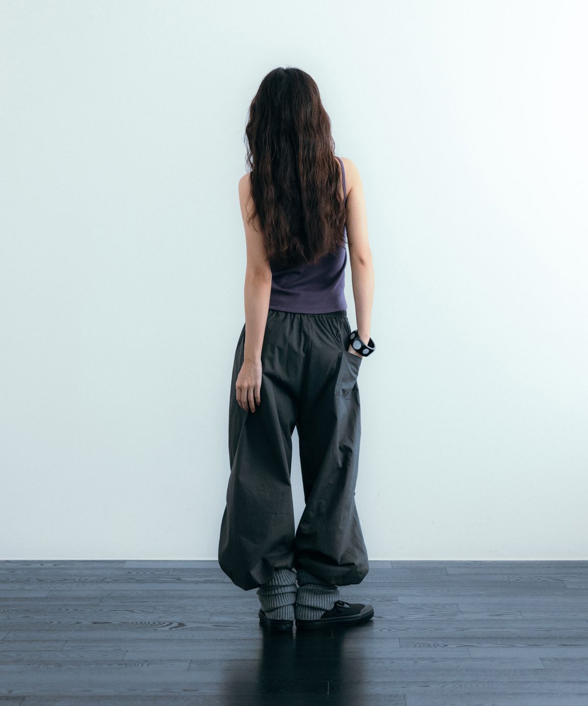 이요우아(IYOWUAH) Side Panel Parachute Pants, Charcoal