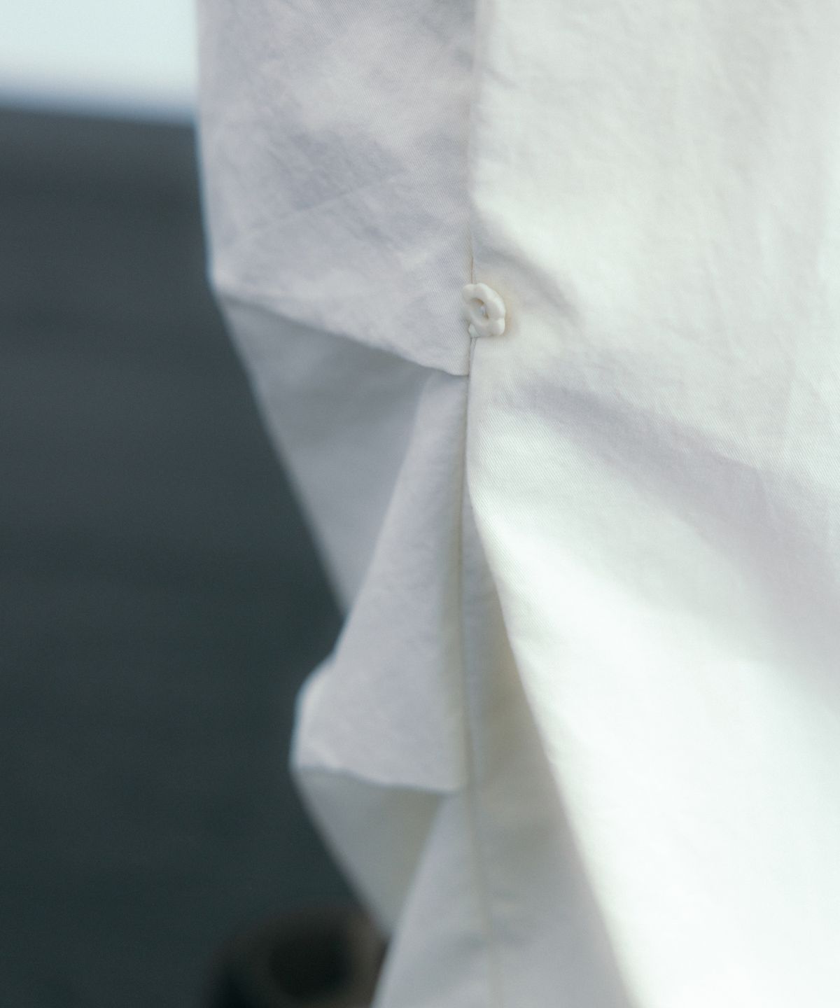이요우아(IYOWUAH) Side Panel Parachute Pants, Ivory
