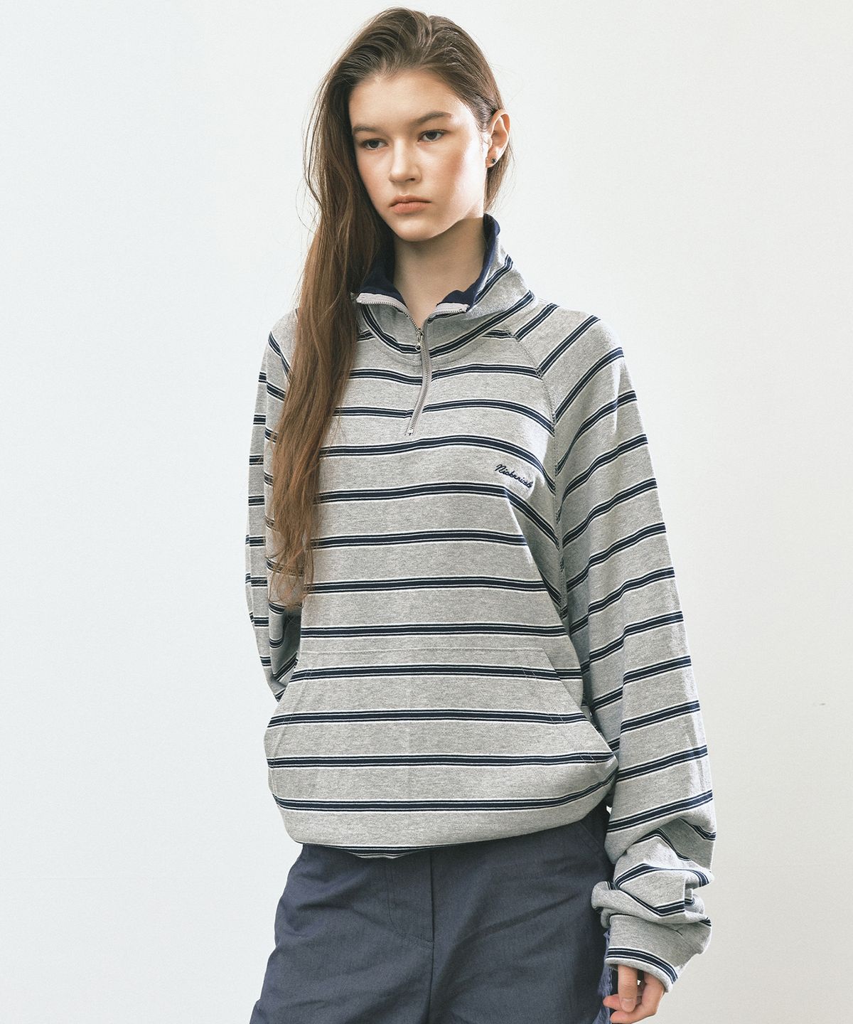 닉앤니콜(NICK&NICOLE) STRIPE HALF ZIP-UP SWEATSHIRT_GRAY
