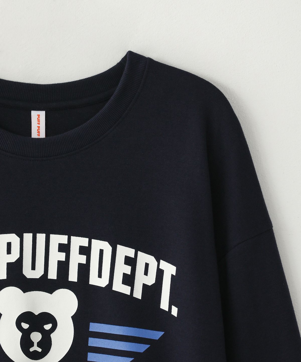 퍼프퍼프뎁트(PUFF PUFF DEPT) BEARMONSTER 스웨트셔츠 NAVY