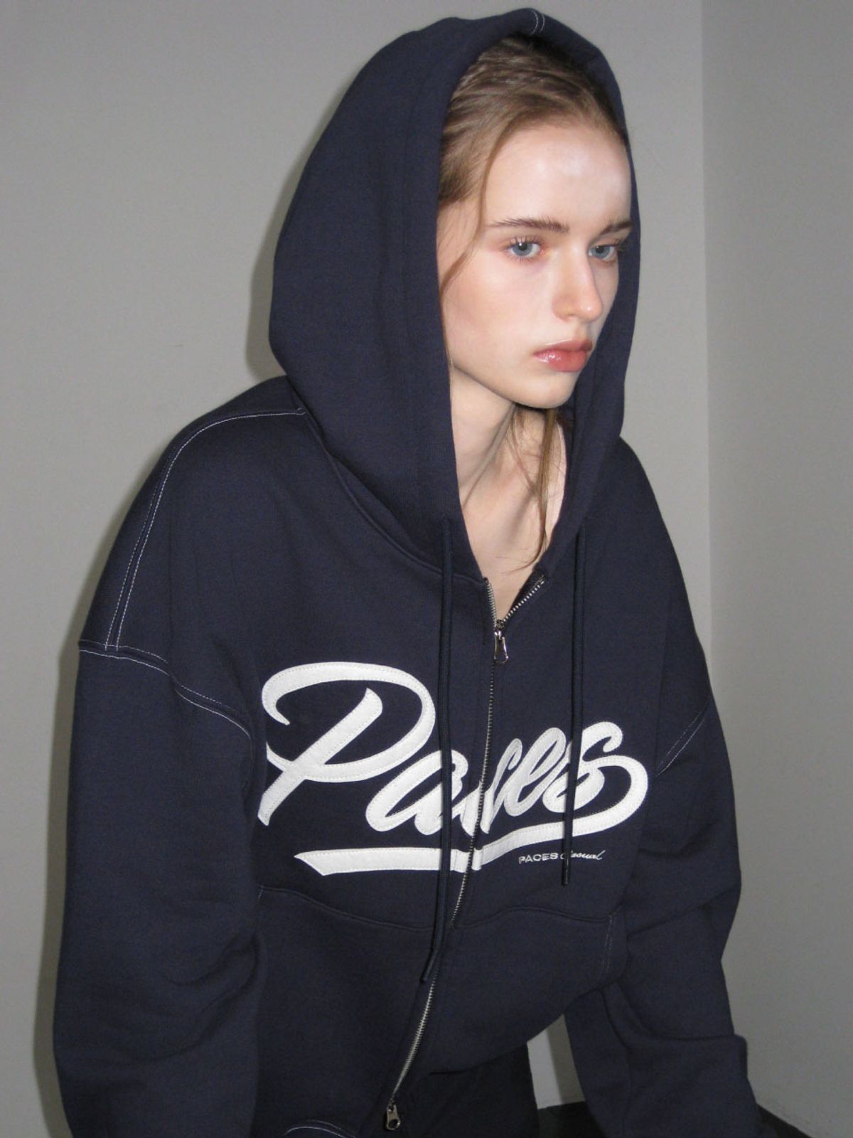 웨이브유니온(WAVE UNION) Tail script Zip up Hoodie Navy