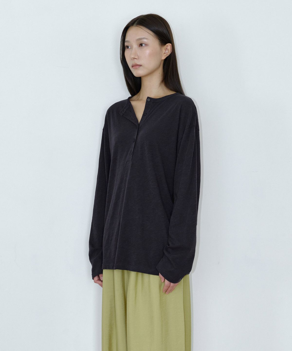 마이스(MAIS) SLUB OVERSIZED HENLEY T-SHIRT / DARK NAVY