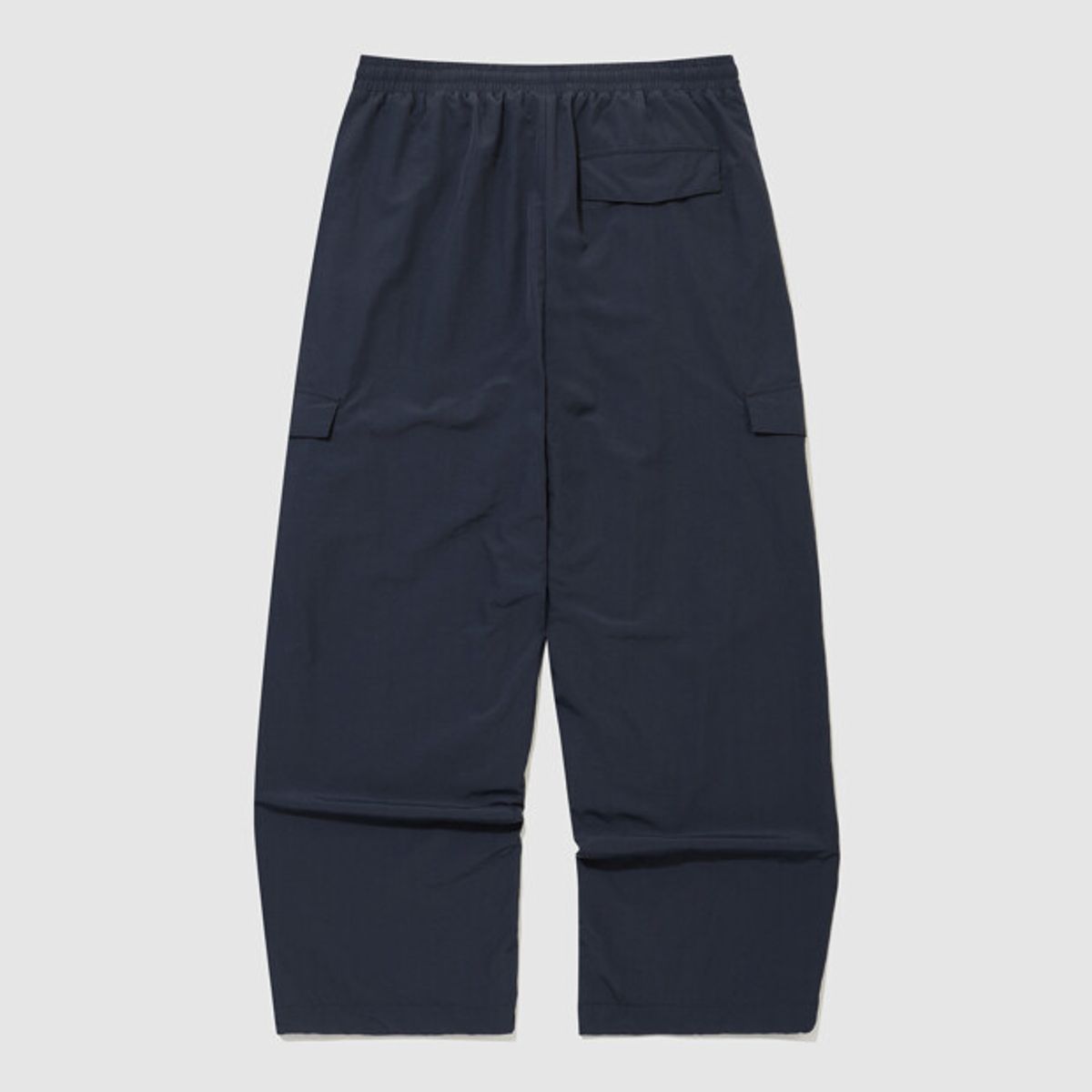 엄브로(UMBRO) 더비클럽 기모 안감 조거 & 와이드 2WAY 카고 팬츠 네이비 UR321CPT95