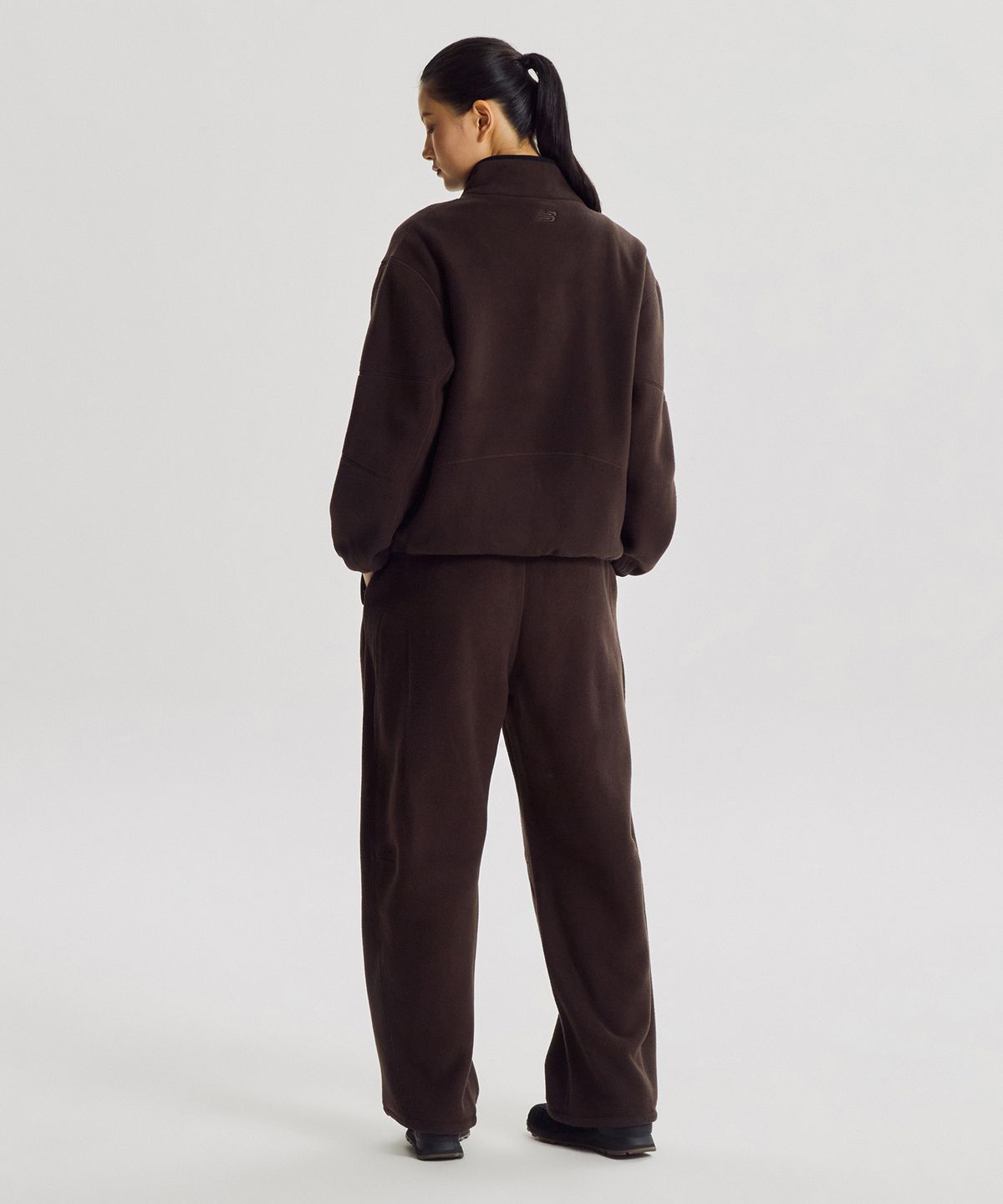뉴발란스(NEW BALANCE) NBMDG4W932 / WOMEN 코지 플리스 스탠넥 집업 (BROWN)