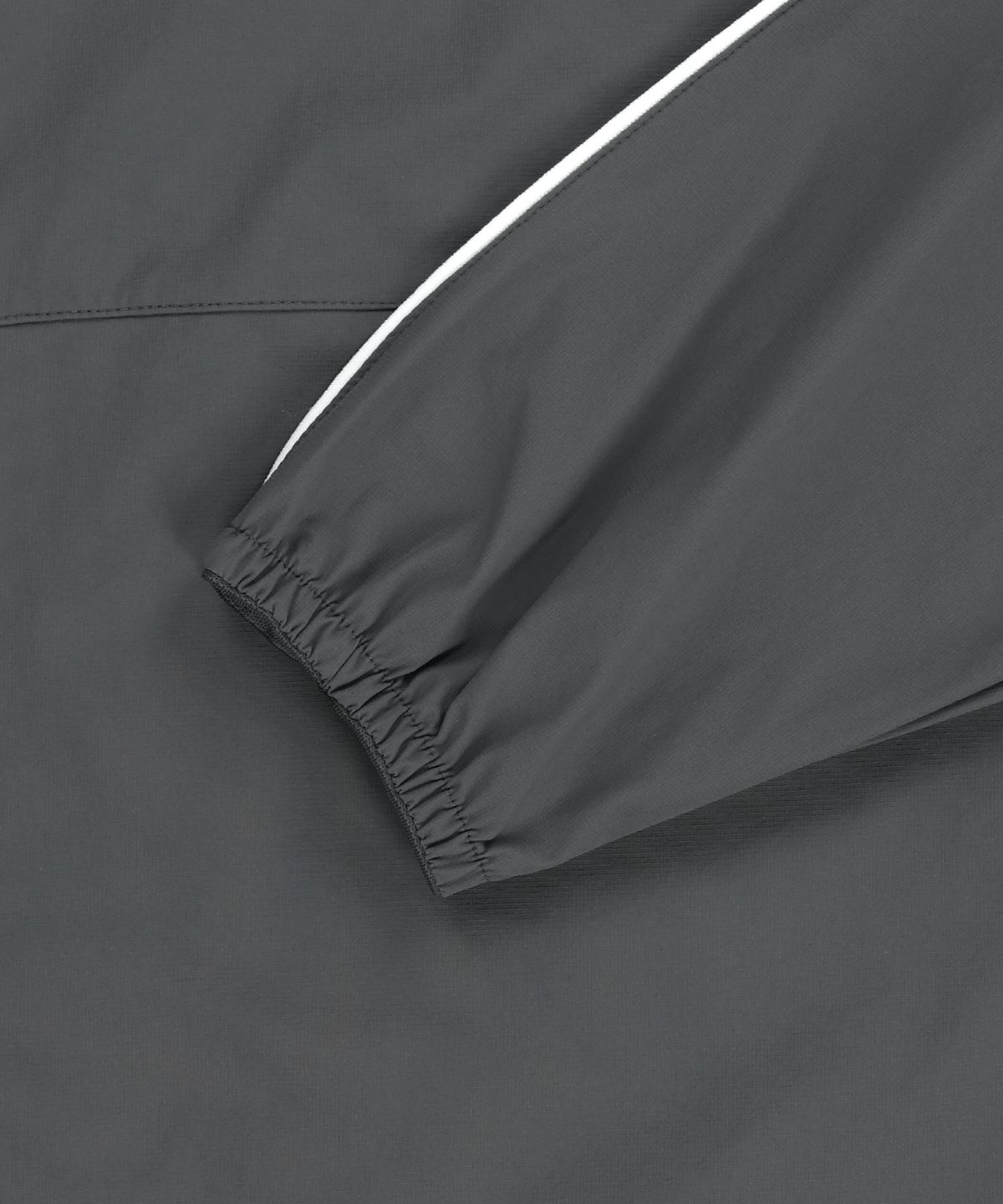 노스페이스(THE NORTH FACE) NM5MR54L 다이나모 크루넥 CHARCOAL GREY