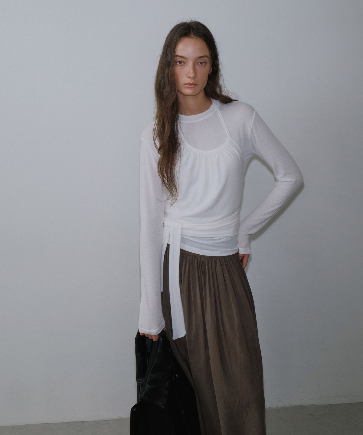가더(GARDER) Wool Halter Top (Ivory)