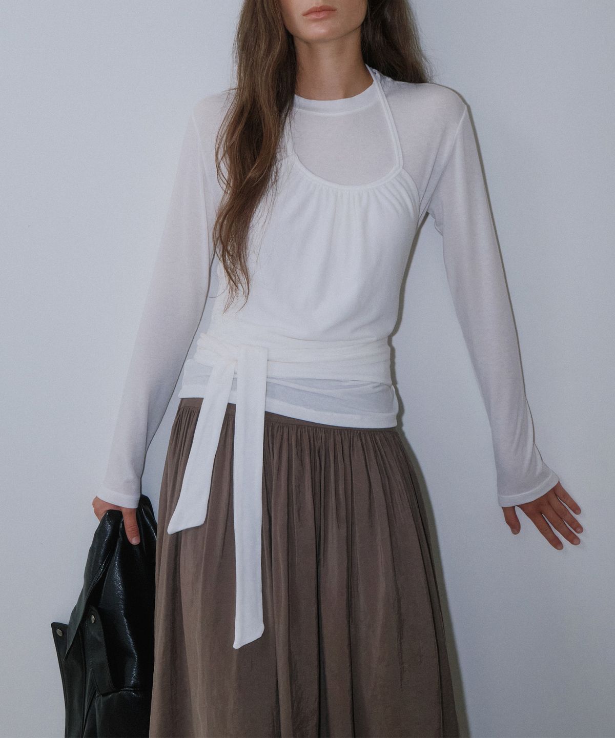 가더(GARDER) Wool Halter Top (Ivory)