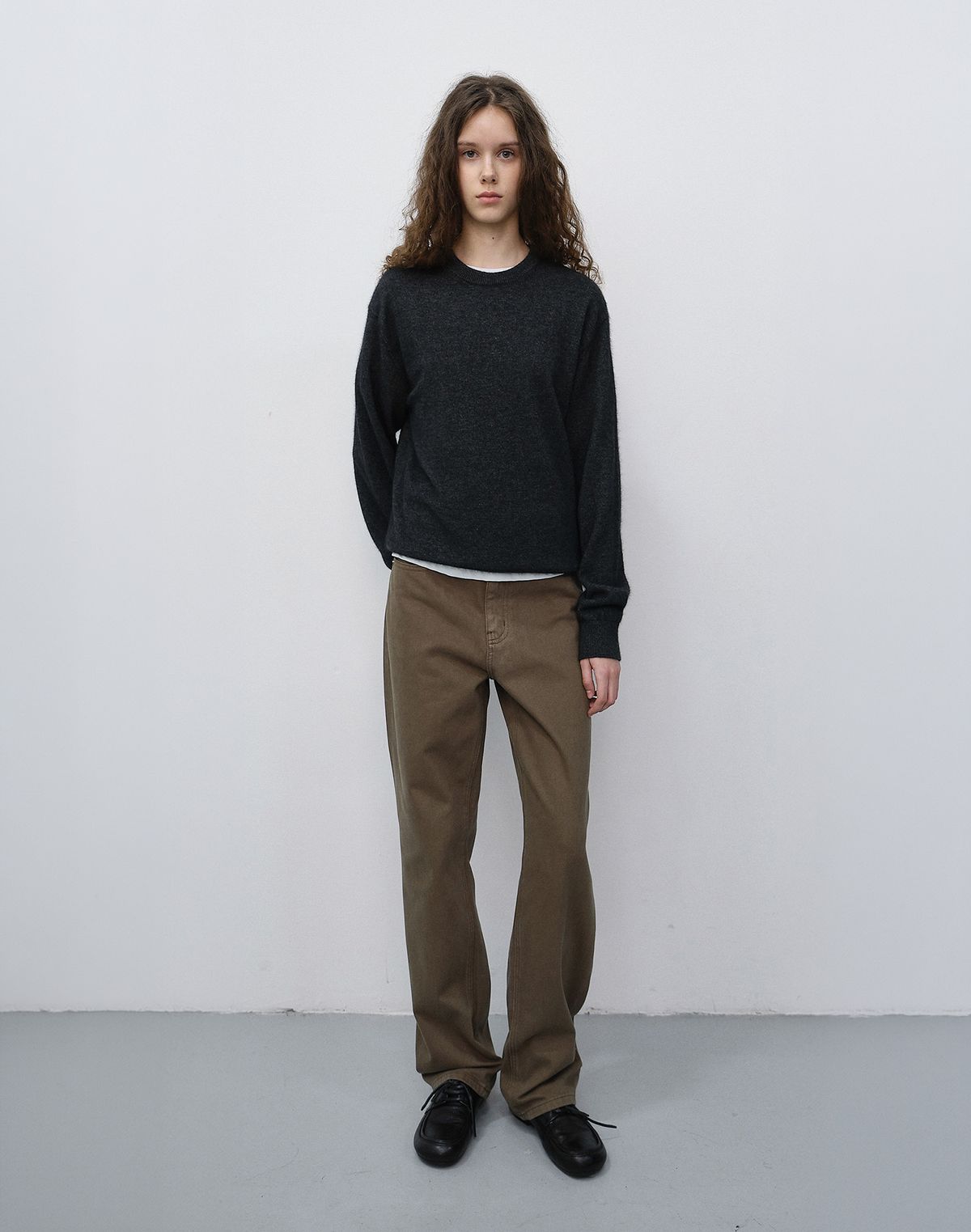 던스트(DUNST) UNISEX ESSENTIAL CREWNECK SWEATER_UDSW6C110_CHARCOAL GREY