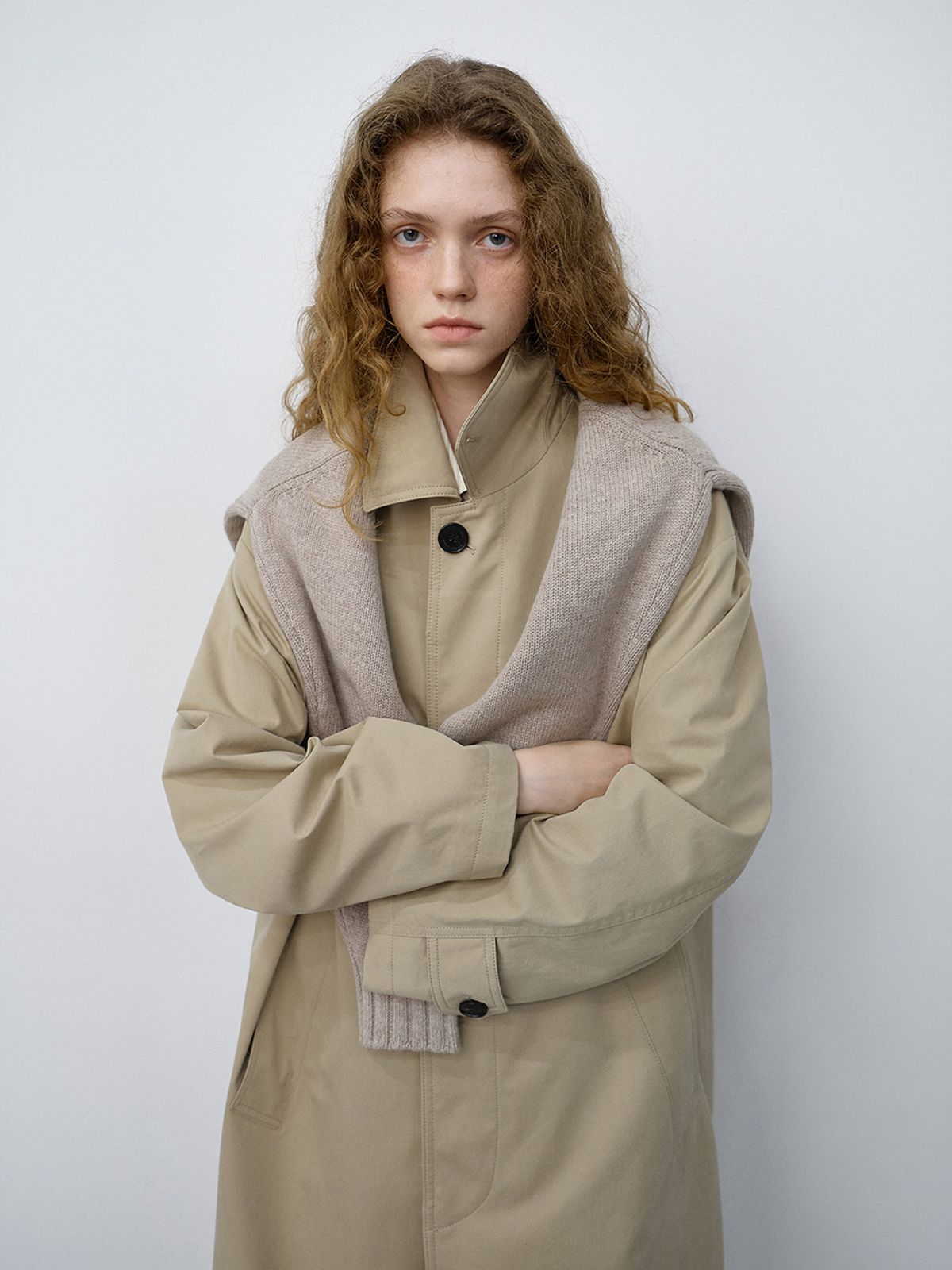 던스트(DUNST) UNISEX REFINED MAC COAT_UDTR6C102_BEIGE