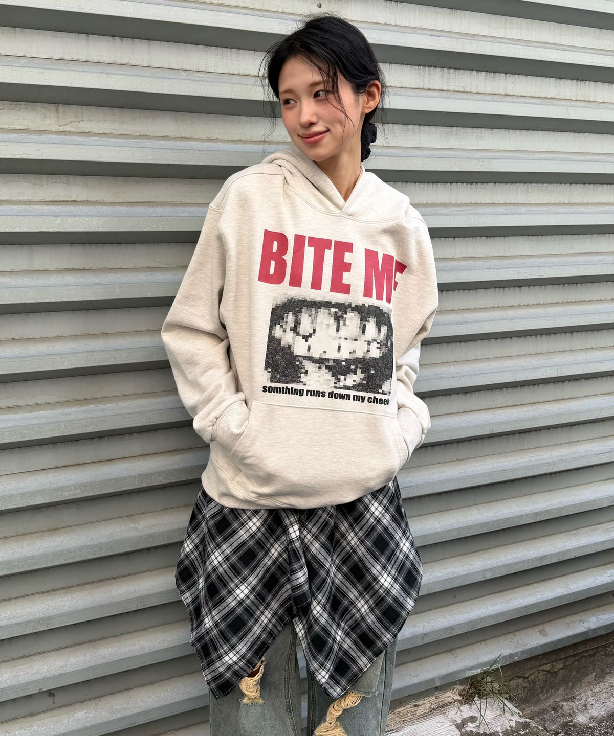 아모우(AMOU) [1000g 고중량] BITE ME Hoodie OATMEAL
