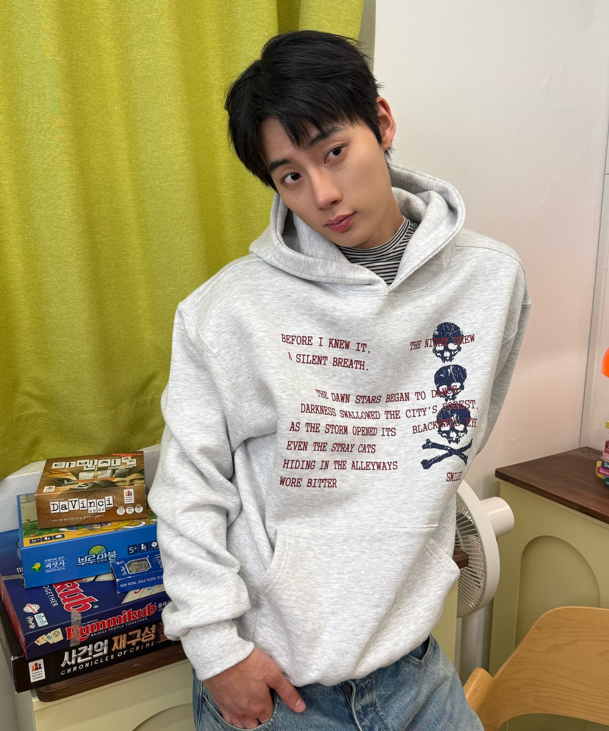 아모우(AMOU) [기모] Skull Letter Hoodie WHITE GRAY