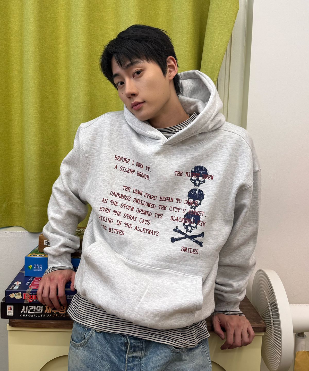 아모우(AMOU) [기모] Skull Letter Hoodie WHITE GRAY