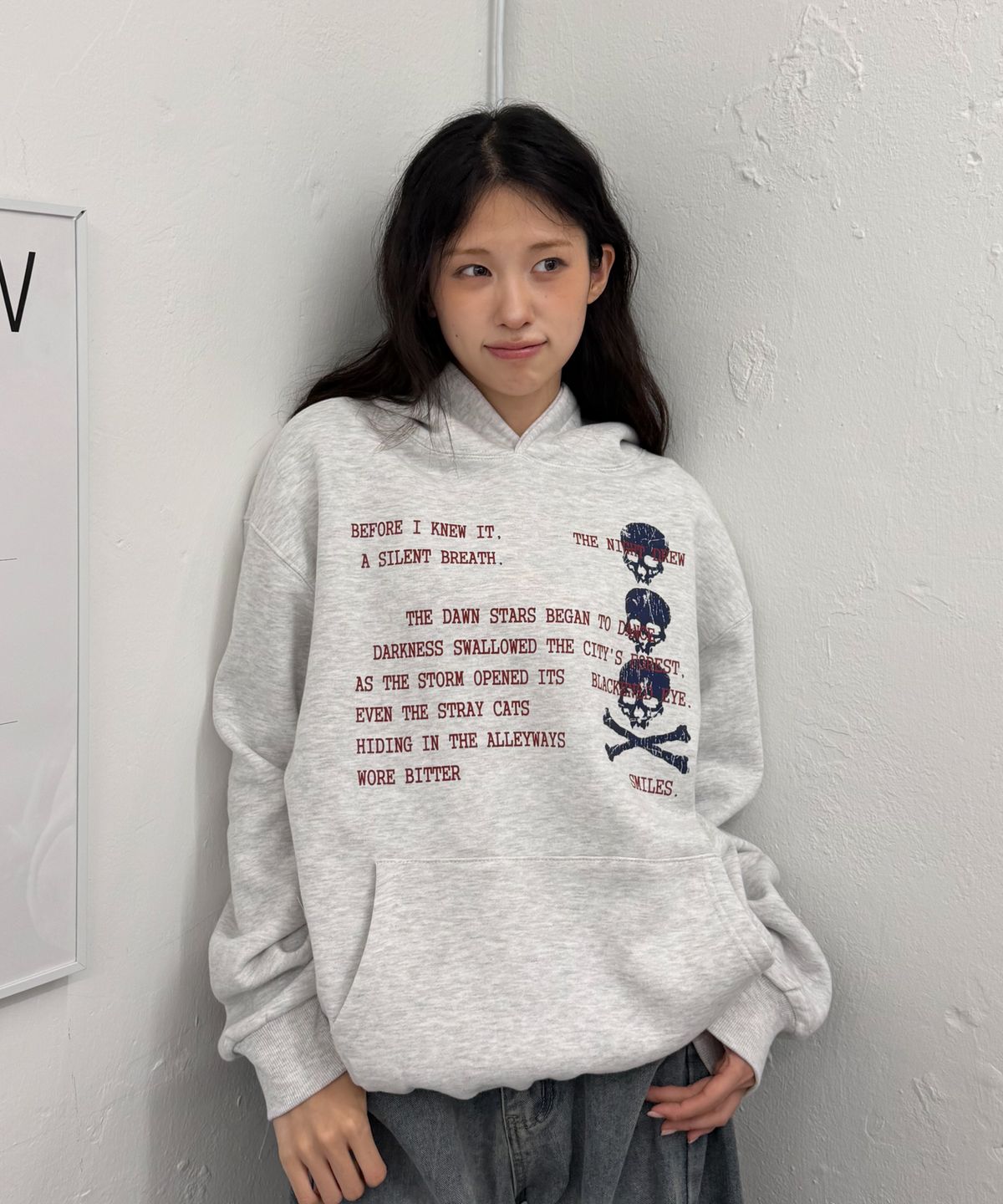 아모우(AMOU) [기모] Skull Letter Hoodie WHITE GRAY