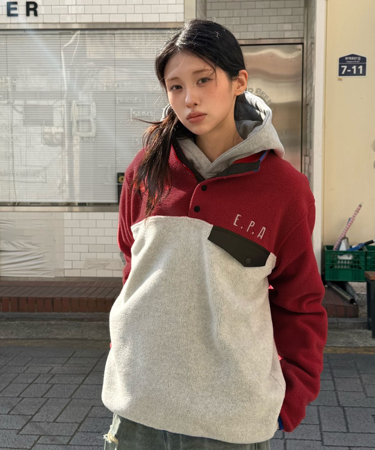 아모우(AMOU) AMOU Polar Fleece Anorak RED