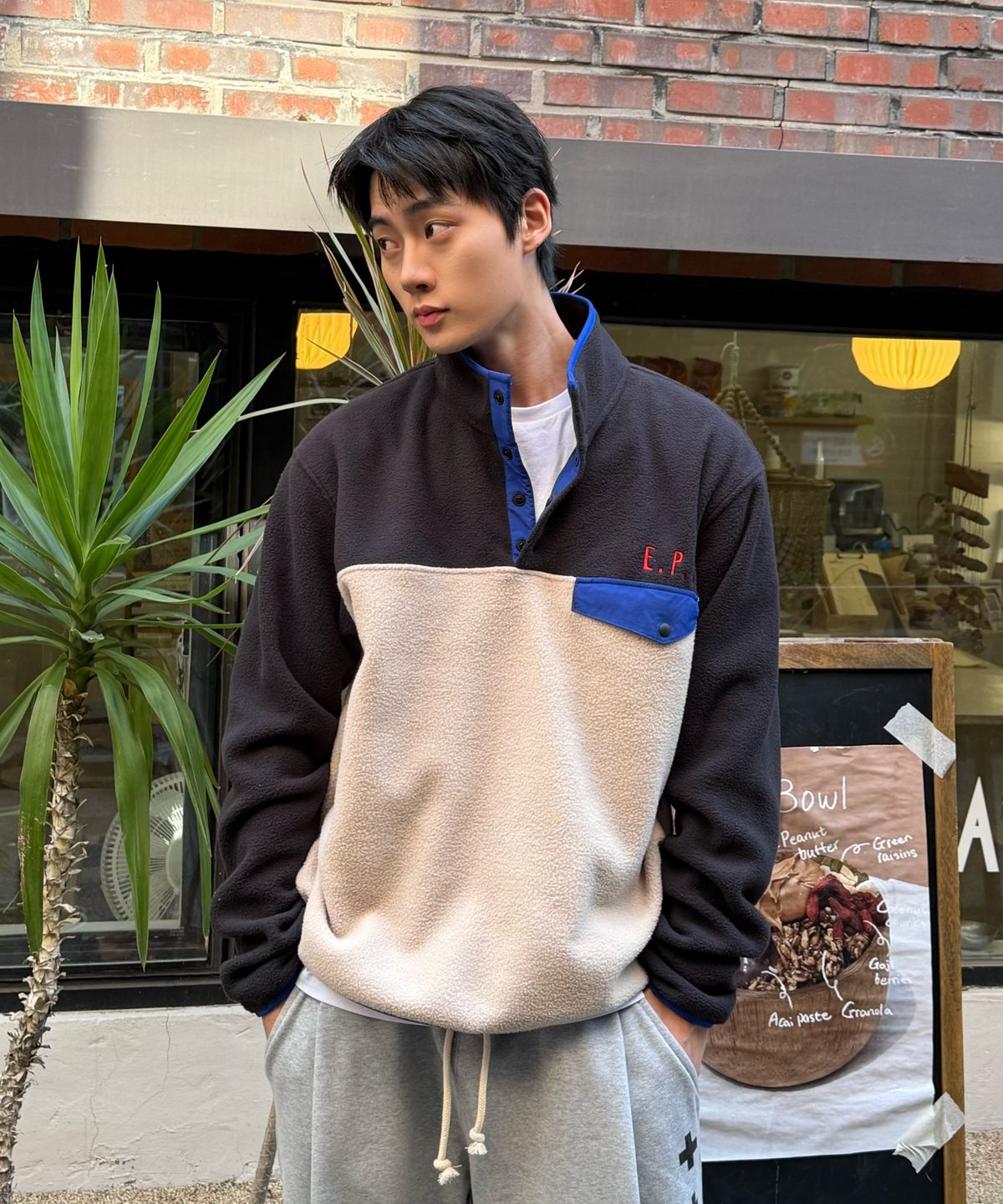 아모우(AMOU) AMOU Polar Fleece Anorak BLACK