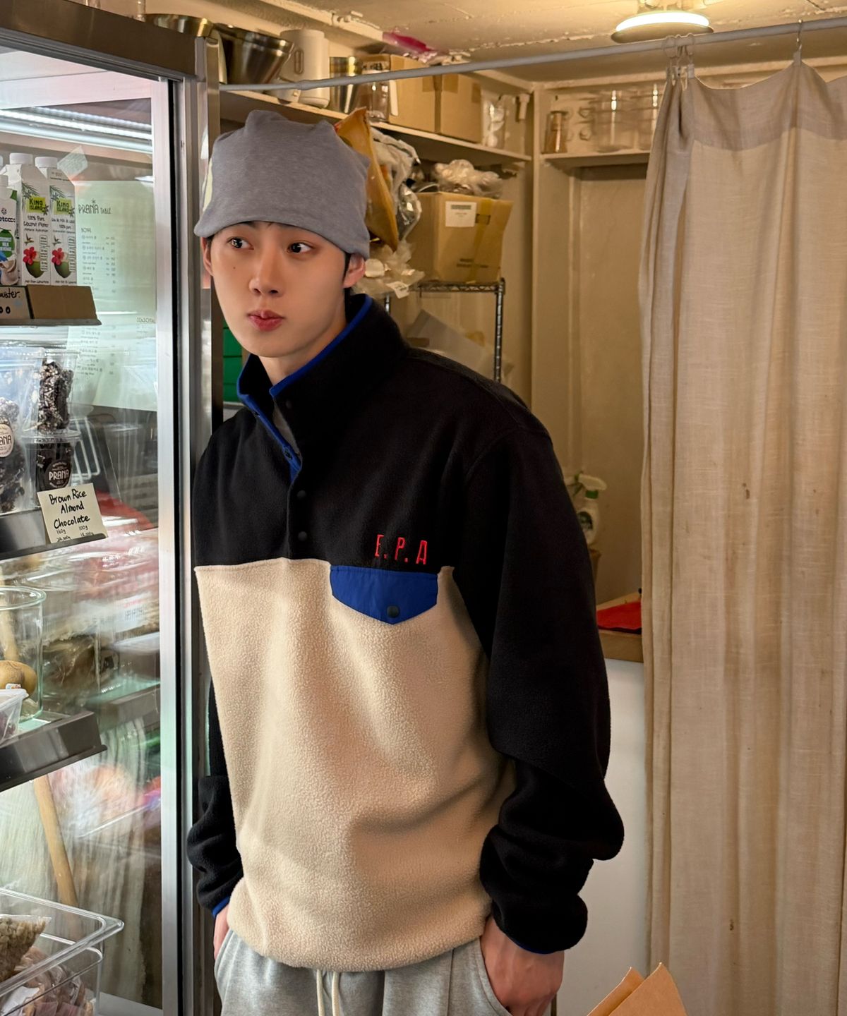 아모우(AMOU) AMOU Polar Fleece Anorak BLACK