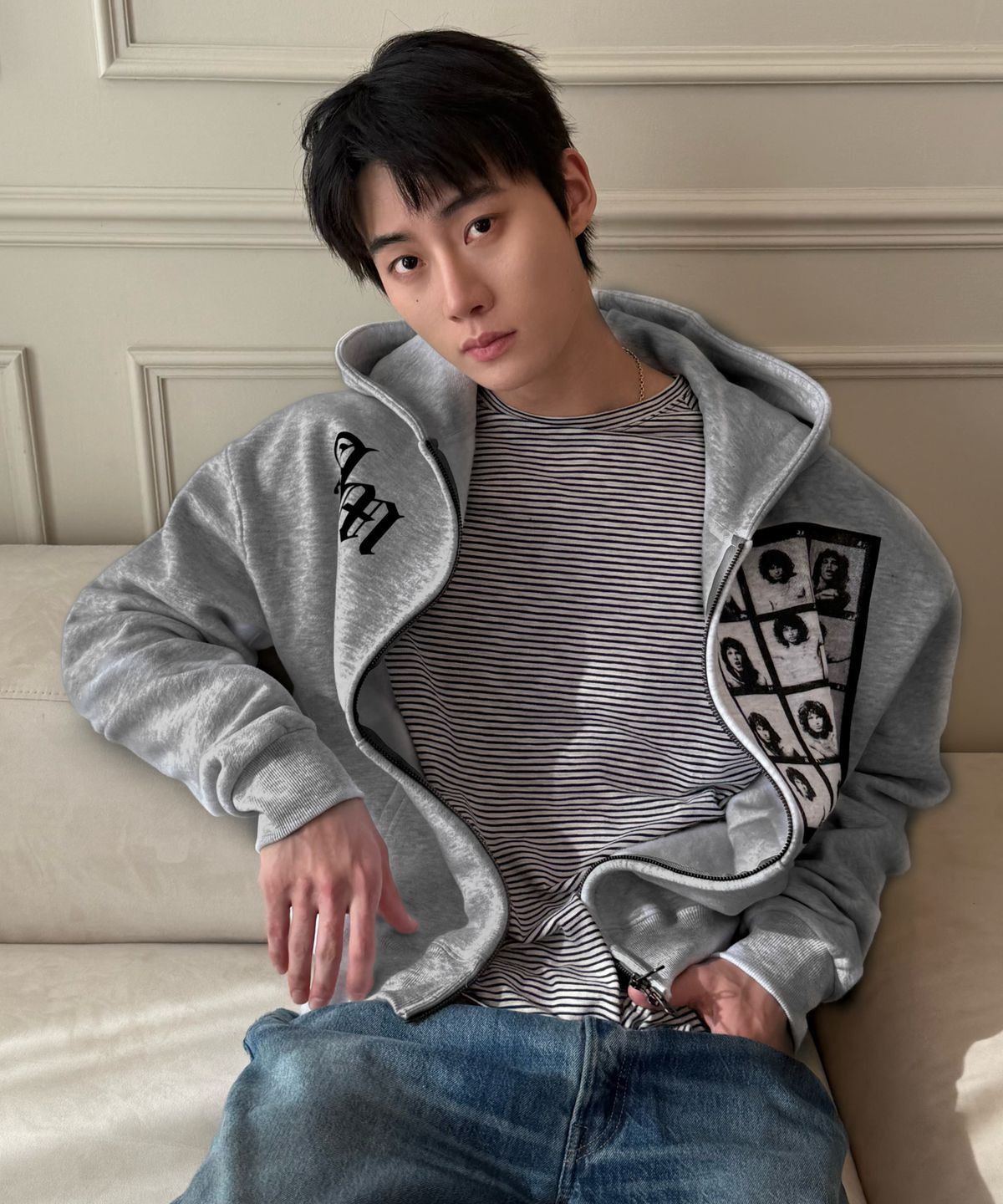 아모우(AMOU) [기모] AM hippy Hoodie Zip-up GRAY