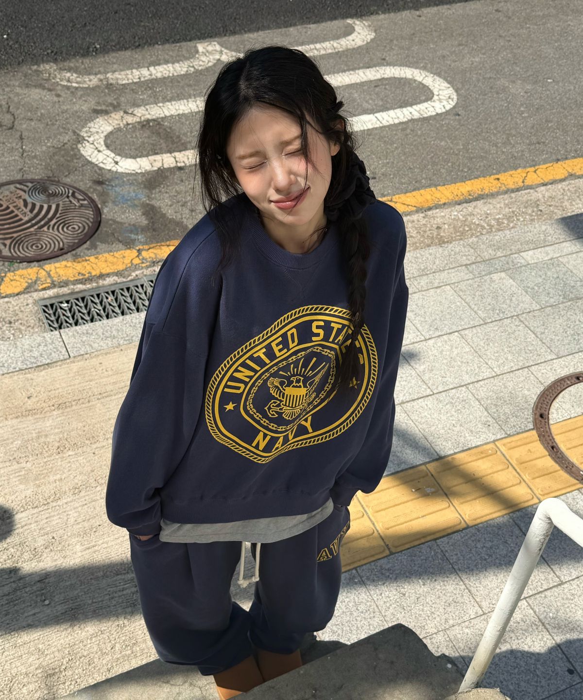 아모우(AMOU) [기모] US NAVY Sweat Shirts BLUE
