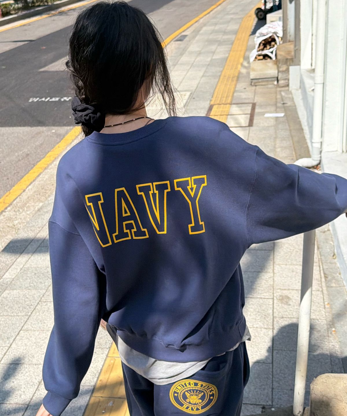 아모우(AMOU) [기모] US NAVY One Tuck Sweat  pants BLUE
